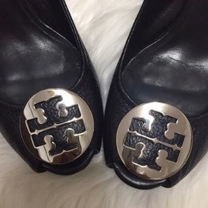 Tory Burch Sally 2 Peep Toe Sandal Wedge
Size 8.5